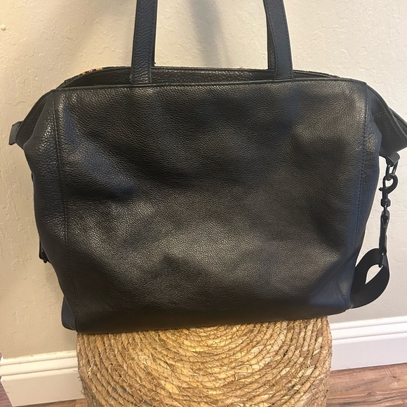 π Rebecca Minkoff - The Honest Company Collab Boho Multicolor Bag - Picture 12 of 13